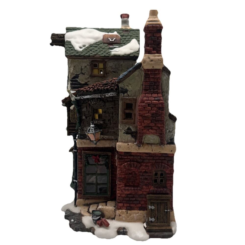 Dept 56 Dickens Village 2001 Cratchit's Corner 58486, A Christmas Carol, Retired - Picture 4 of 11